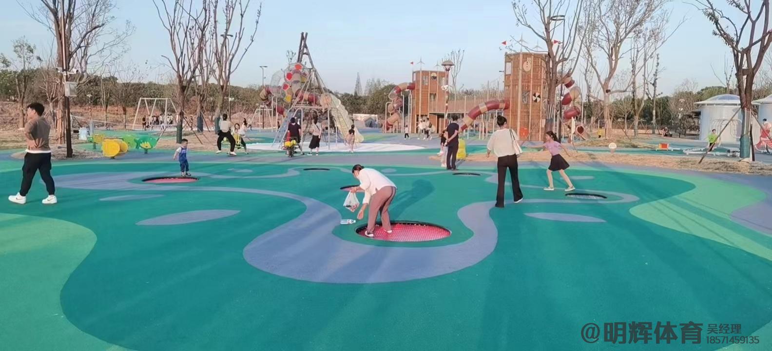 昆玉公园跑道是用什么材料做成的